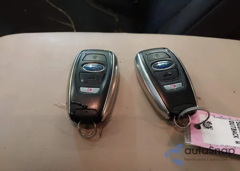 2016 Subaru Outback 2.5I Limited z USA, uszkodzony, nr VIN 4S4BSANC6G3242534